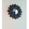 Miroir de sorcière fleur baroque noir et or ø19,5