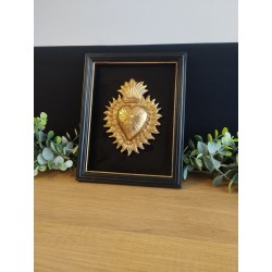 Cadre ex voto noir et doré fond velours / Coeur sacré