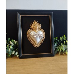 Cadre ex voto noir, doré et argenté fond velours / Coeur sacré