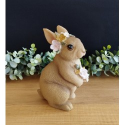 Lapin fleuri à diadème et bouquet