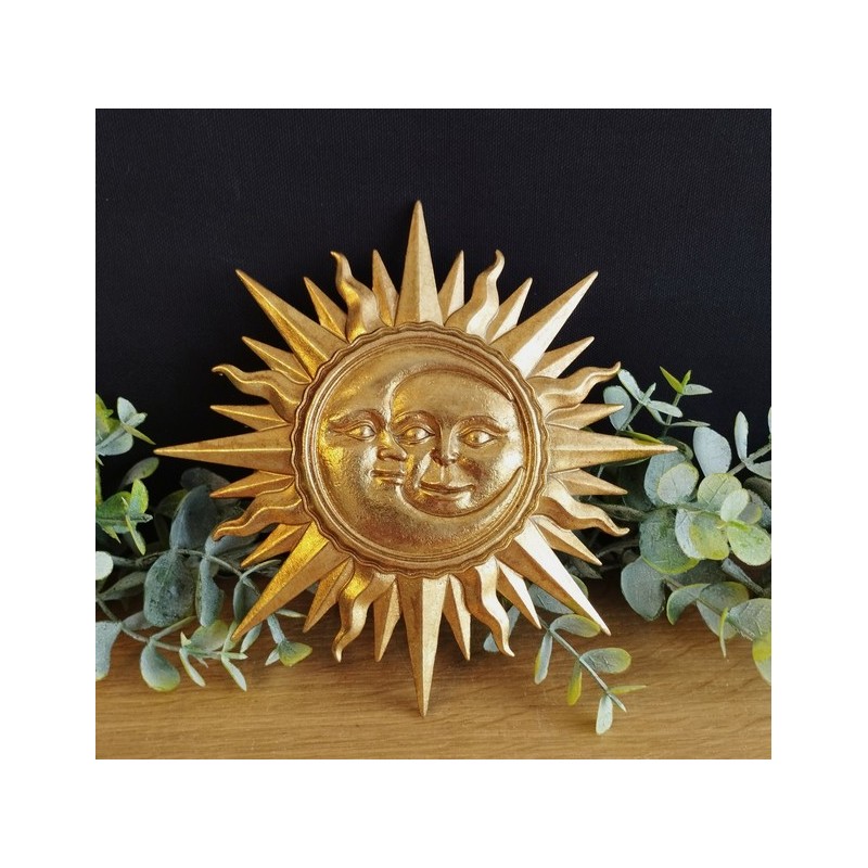 Décoration murale soleil et lune visage dorée ø15